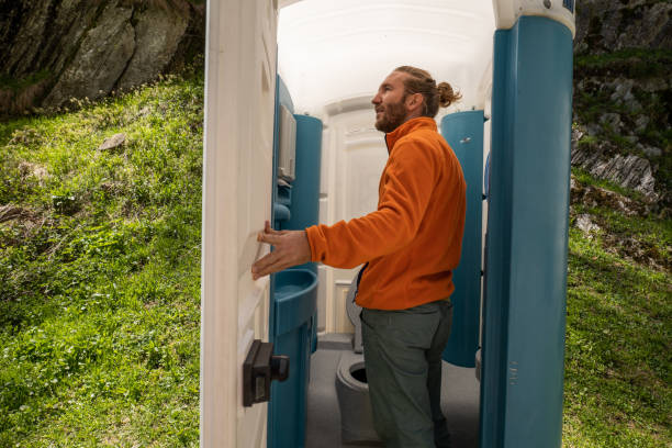 Best Portable restroom trailer rental  in Ephrata, WA